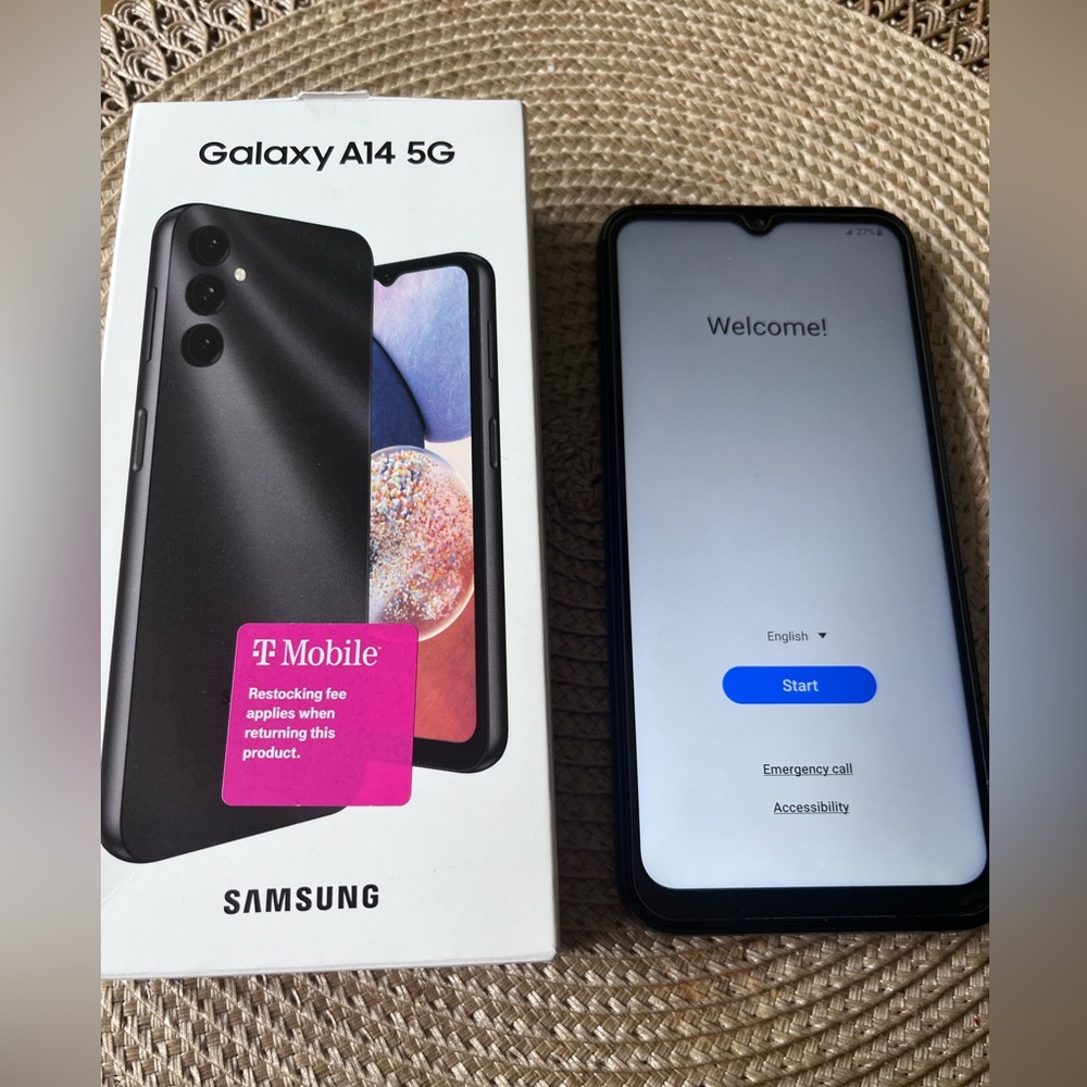 Samsung Galaxy A14 5G phone Like new!